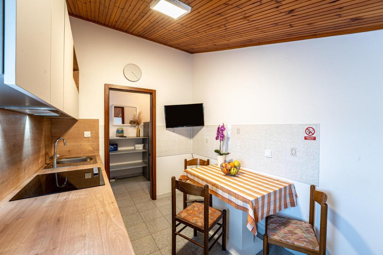 Apartmani Mirela Banjole Extérieur photo