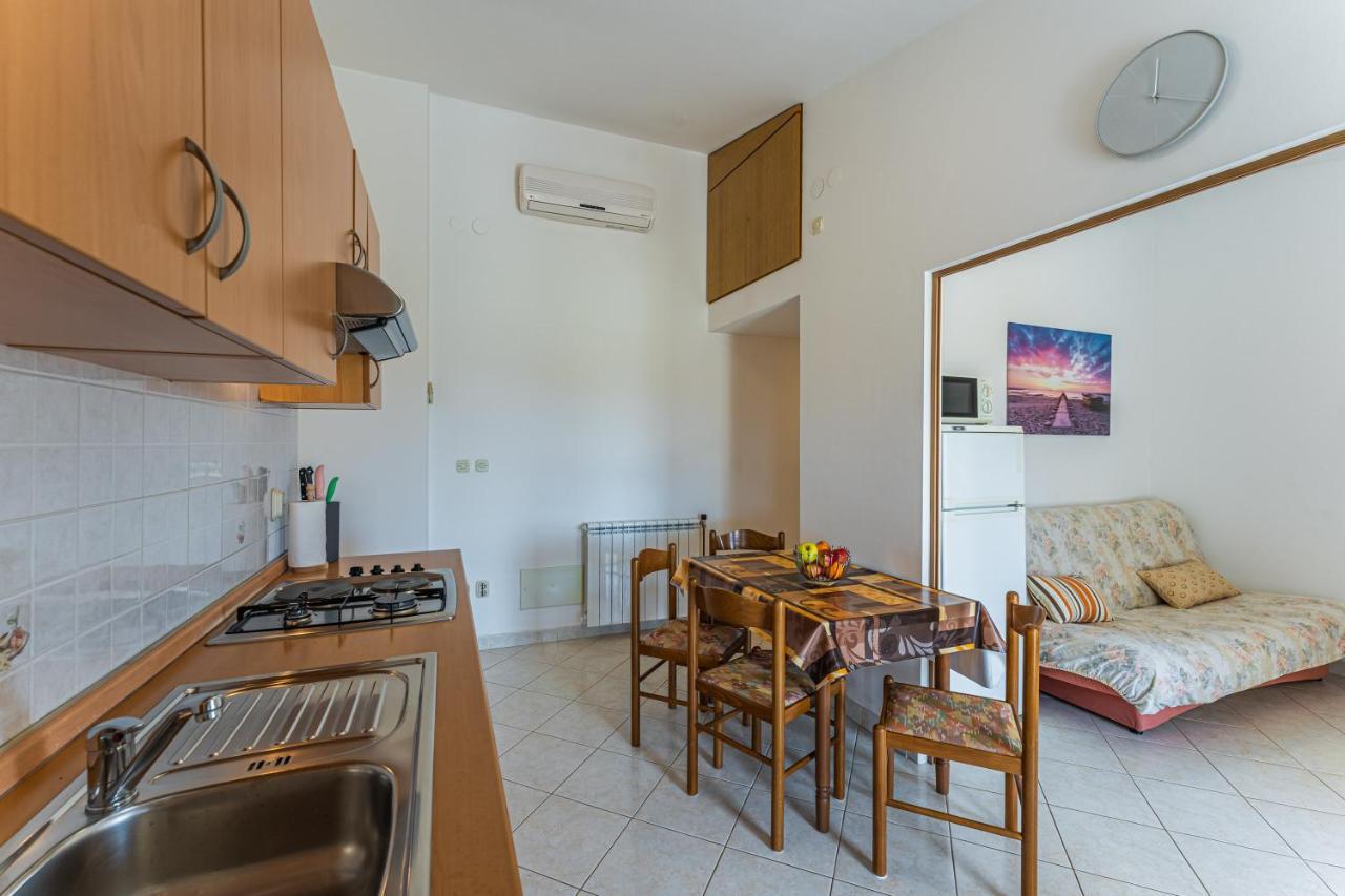 Apartmani Mirela Banjole Extérieur photo