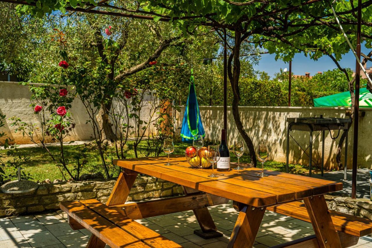 Apartmani Mirela Banjole Extérieur photo