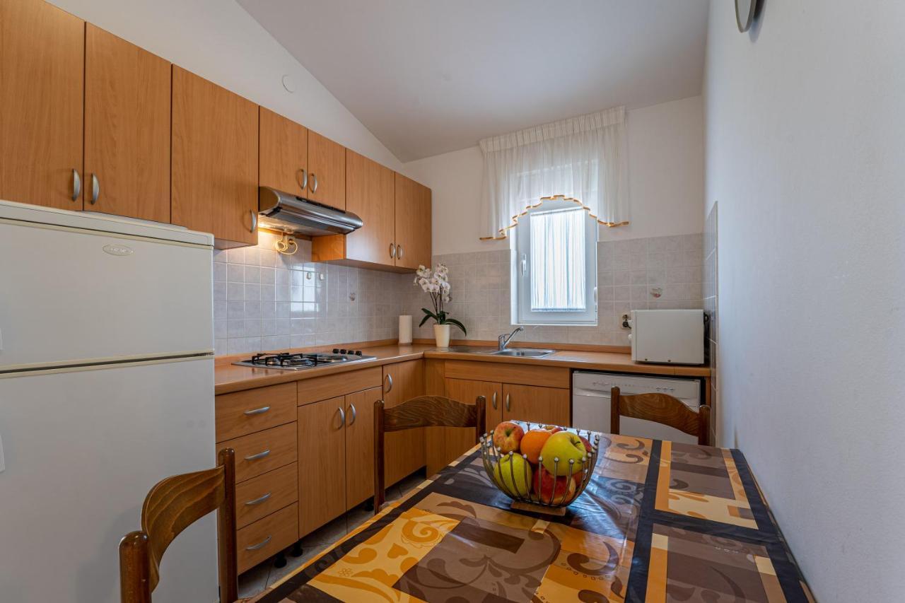 Apartmani Mirela Banjole Extérieur photo